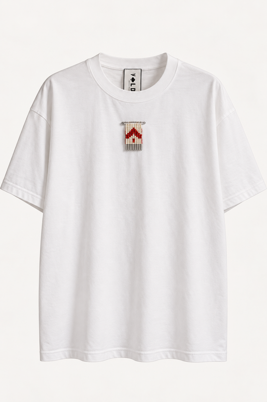 POLERA SEBASTIANA BLACA - BROCHE DESMONTABLE