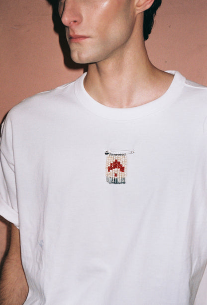 POLERA SEBASTIANA BLACA - BROCHE DESMONTABLE