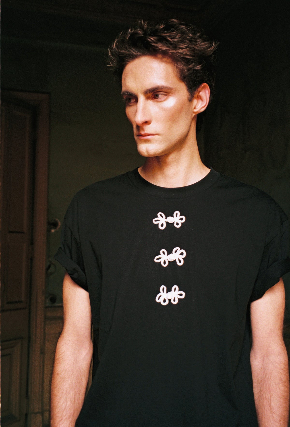 POLERA SEBASTIANA NEGRA  JAPO
