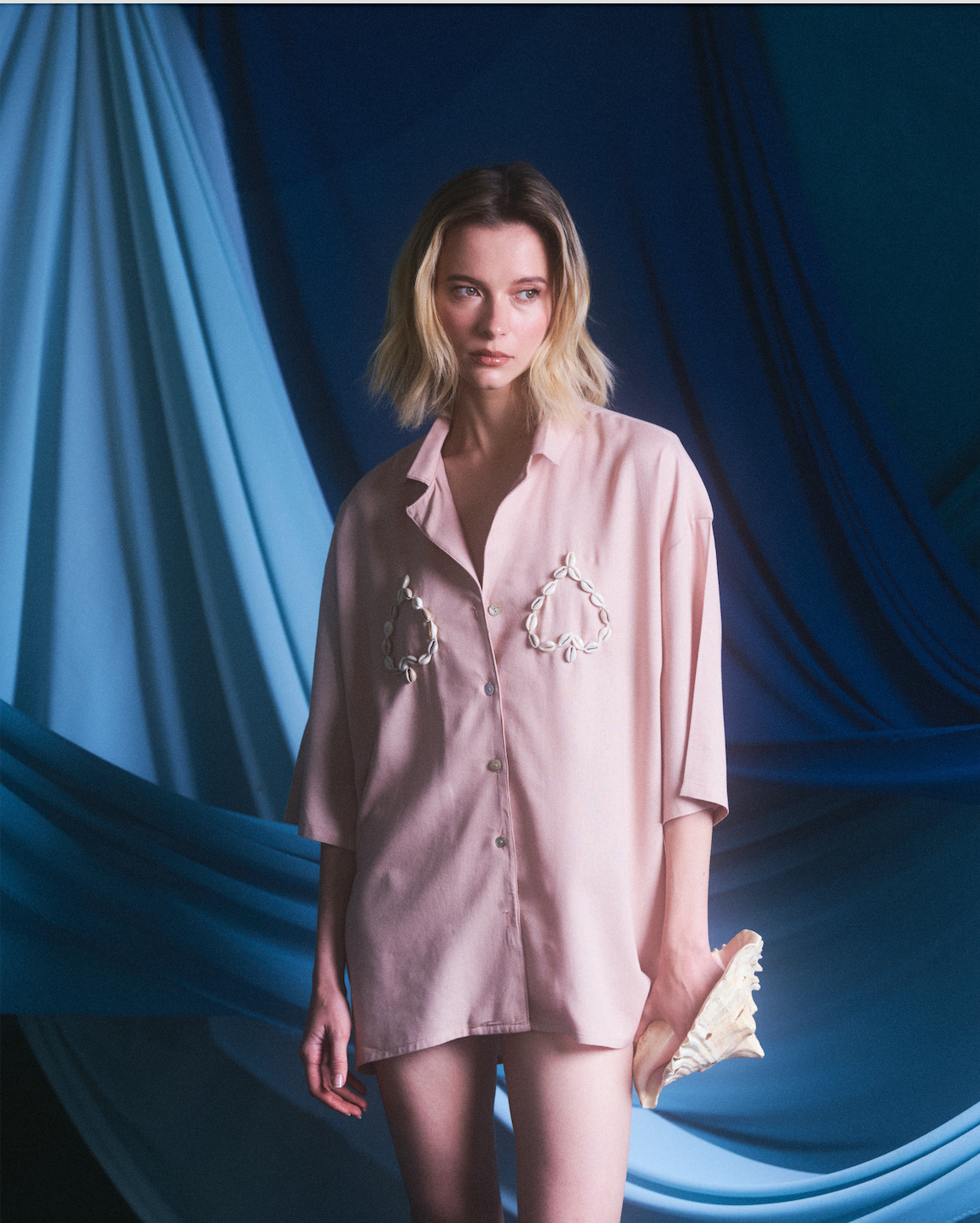 CAMISA  GUAYABERA LINO ROSA APLICACIONES DE MAR -MATEO