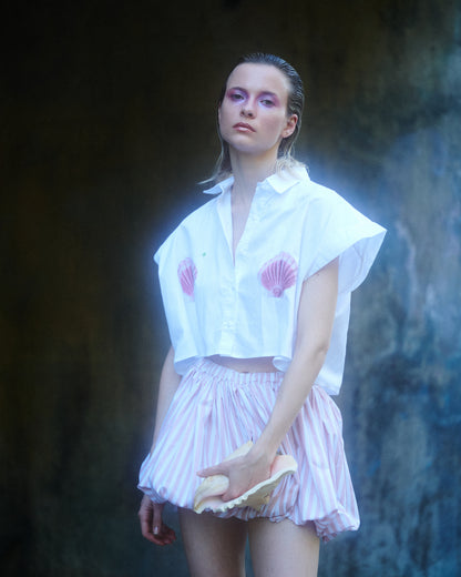 CAMISA CROP TOP ALGODON BLANCA CONCHAS BIKINI