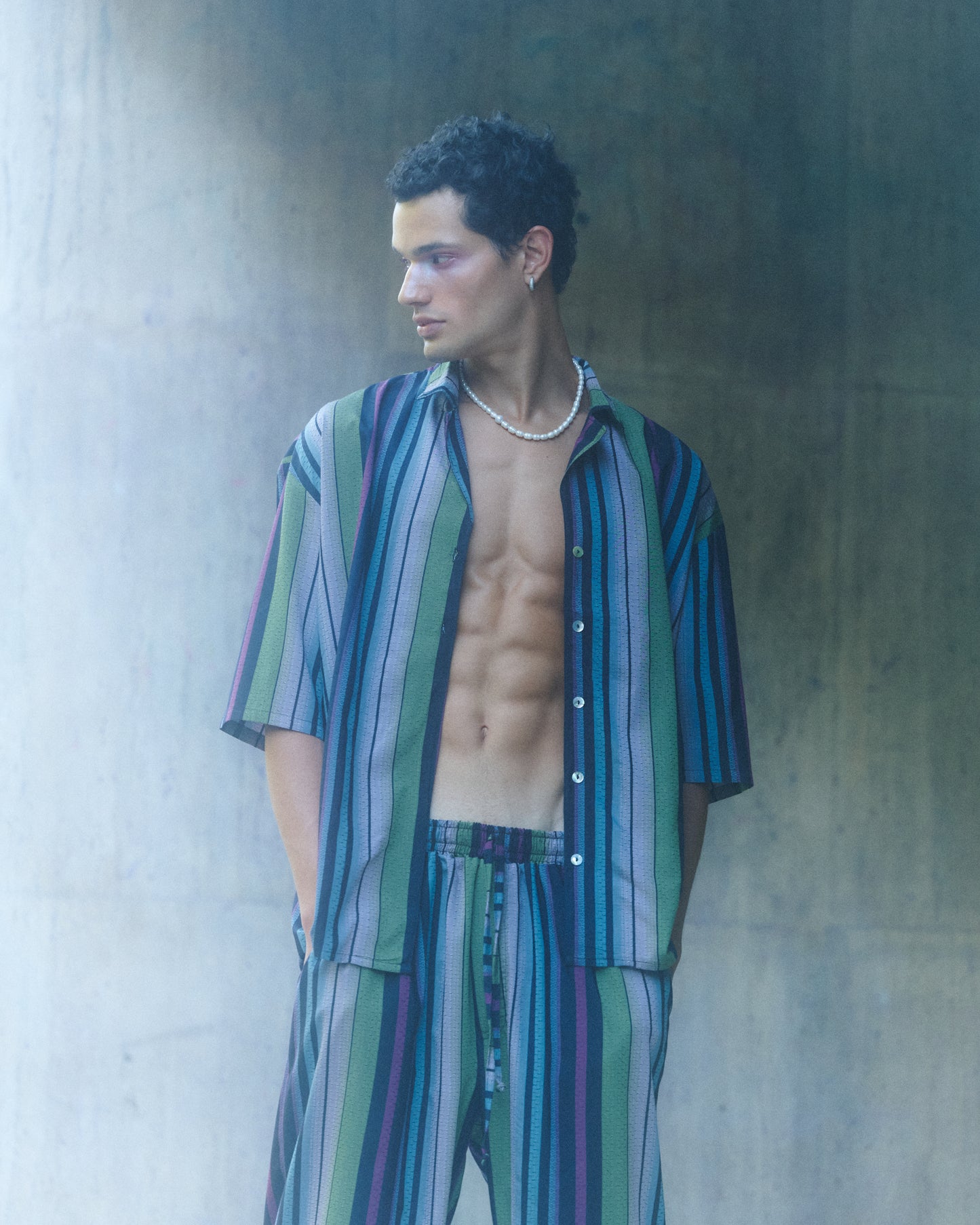 CAMISA SEDA RALLADA NEGRO– CONJUNTO MATEO