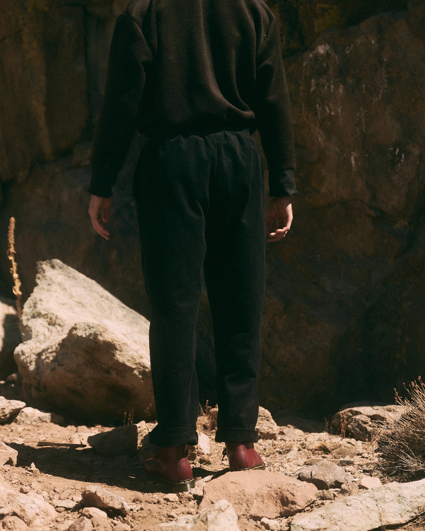 PANTALON BARREL COTELÉ NEGRO UNISEX