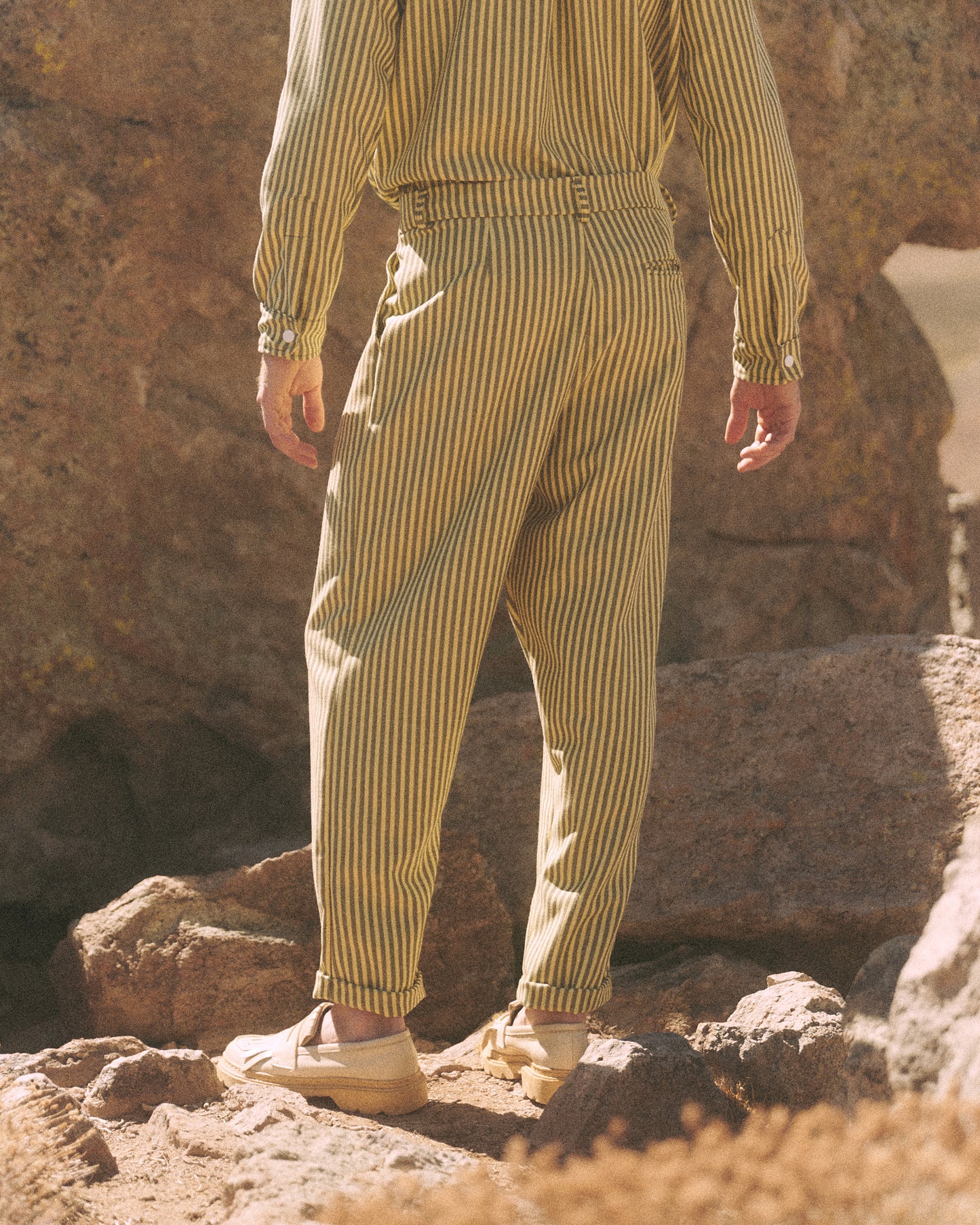 PANTALON PINZAS UNISEX - LUDOVICO.