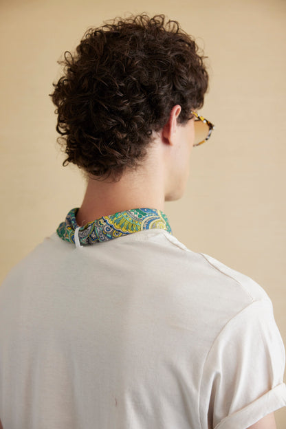 POLERA SEBASTIANA GREEN SCARF.